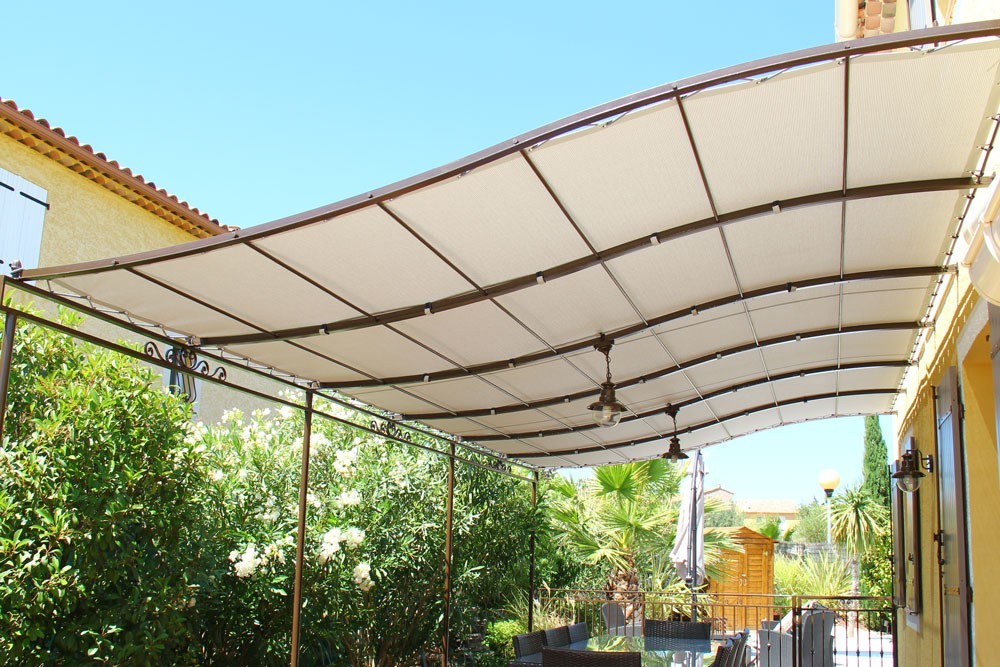 Toile sur mesure pour pergola métal