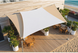 Pack multi-voiles d'ombrage pour terrasse de restaurant