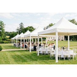 Toile sur mesure pour tonnelle évènementielle