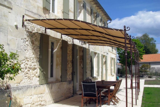 Comment prendre les mesures d'une toile pour pergola métallique ?
